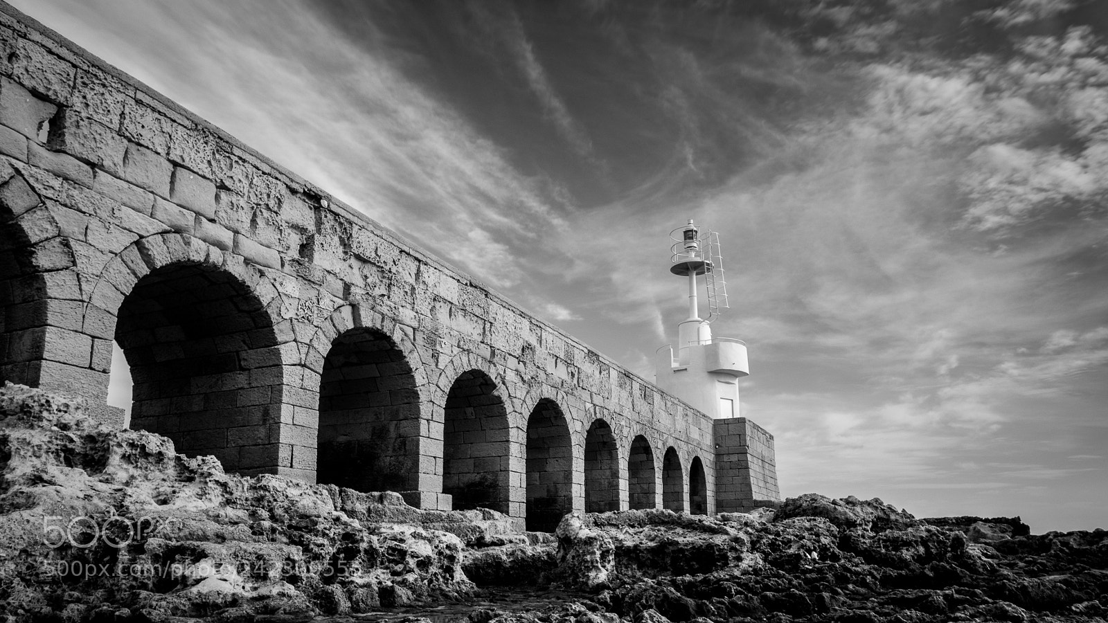 Olympus OM-D E-M10 sample photo. Le phare et les photography