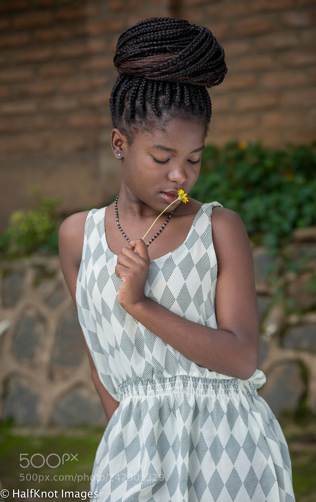 Nikon D800 sample photo. Smell a flower photography