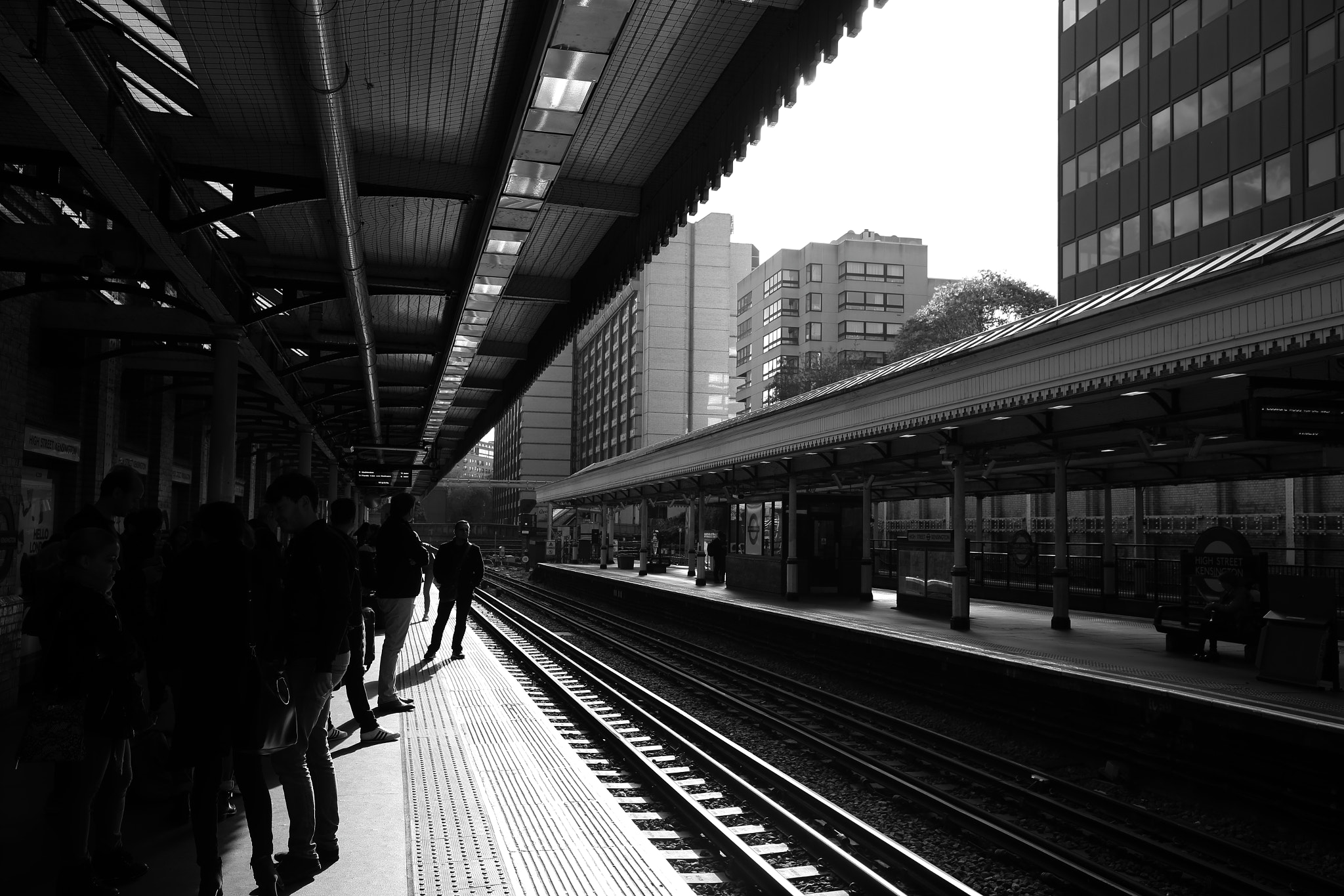 Canon EF 16-35mm F4L IS USM sample photo. L'attente photography