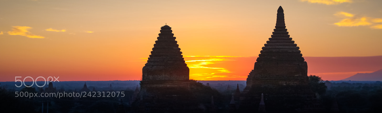 Canon EOS 60D sample photo. Temples of bagan photography