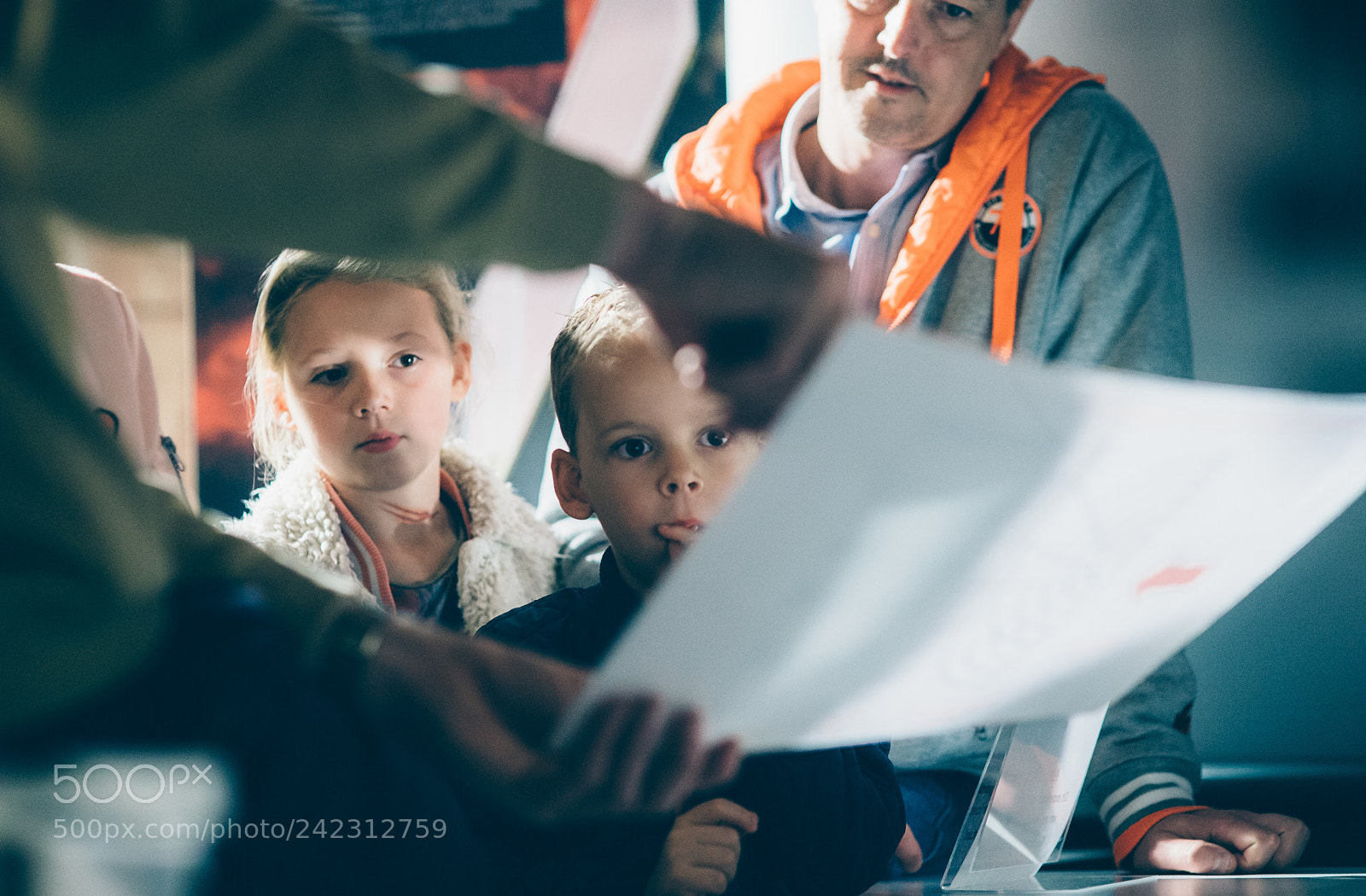 Nikon Df sample photo. Close attention photography
