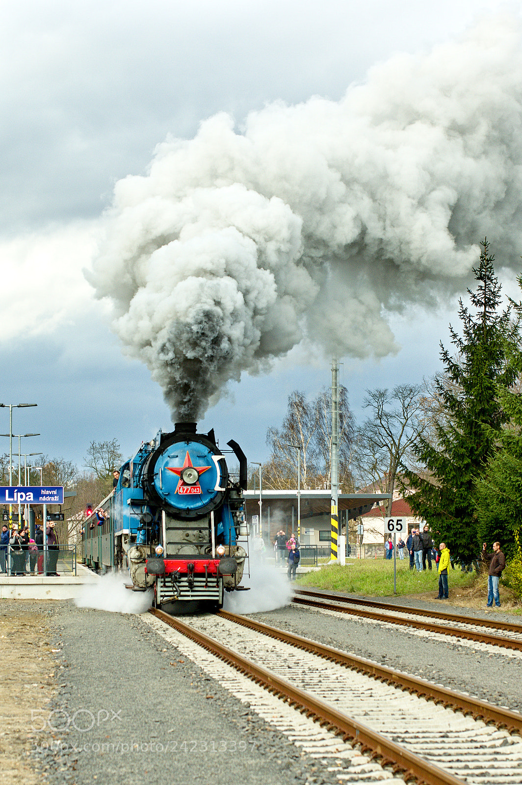 Pentax K-3 sample photo. Blue steam train photography