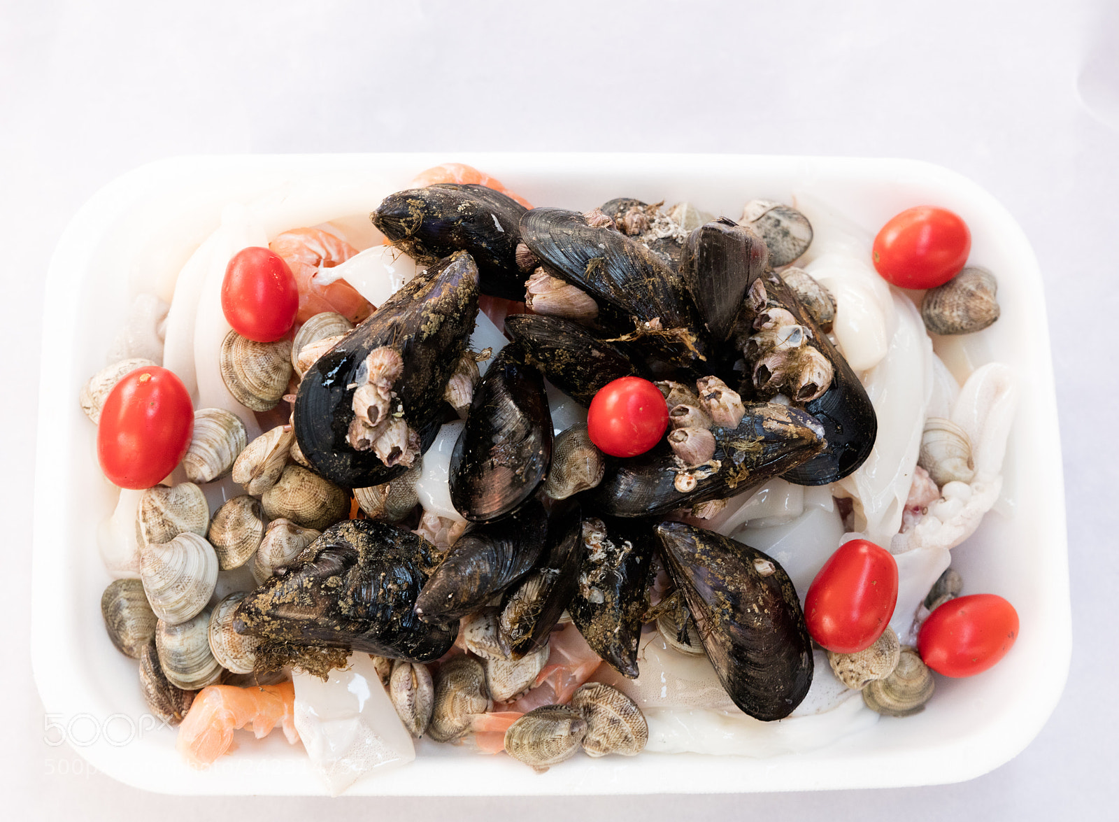 Canon EOS 5DS R sample photo. Fish soup ingredients photography