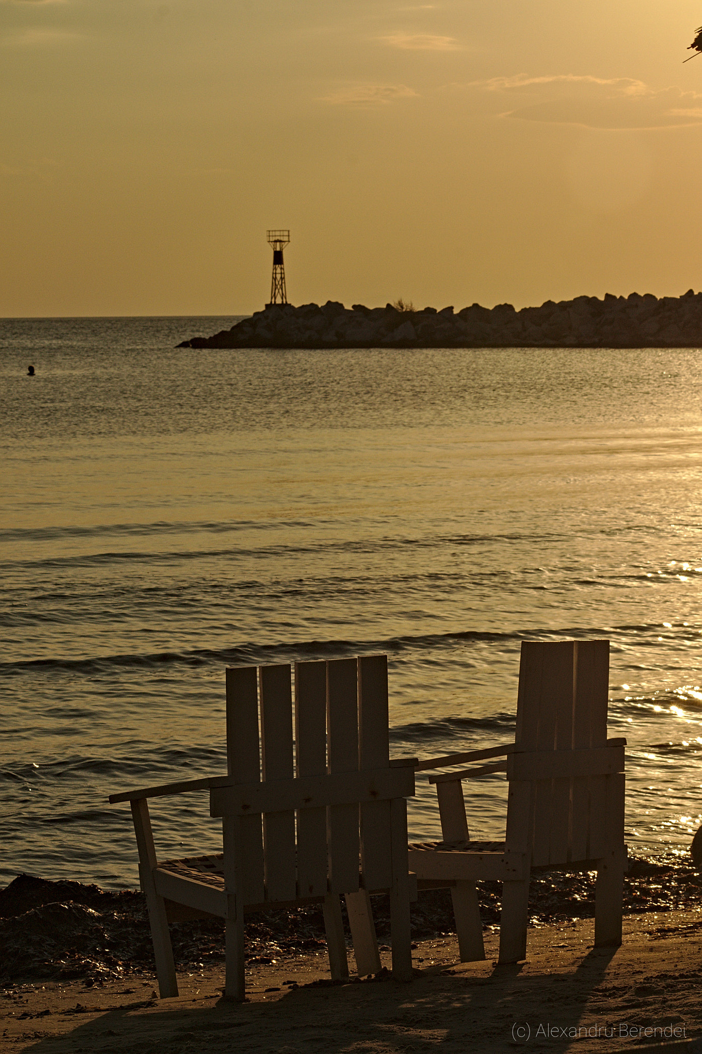 Canon EF-S 55-250mm F4-5.6 IS sample photo. Waiting for summer photography