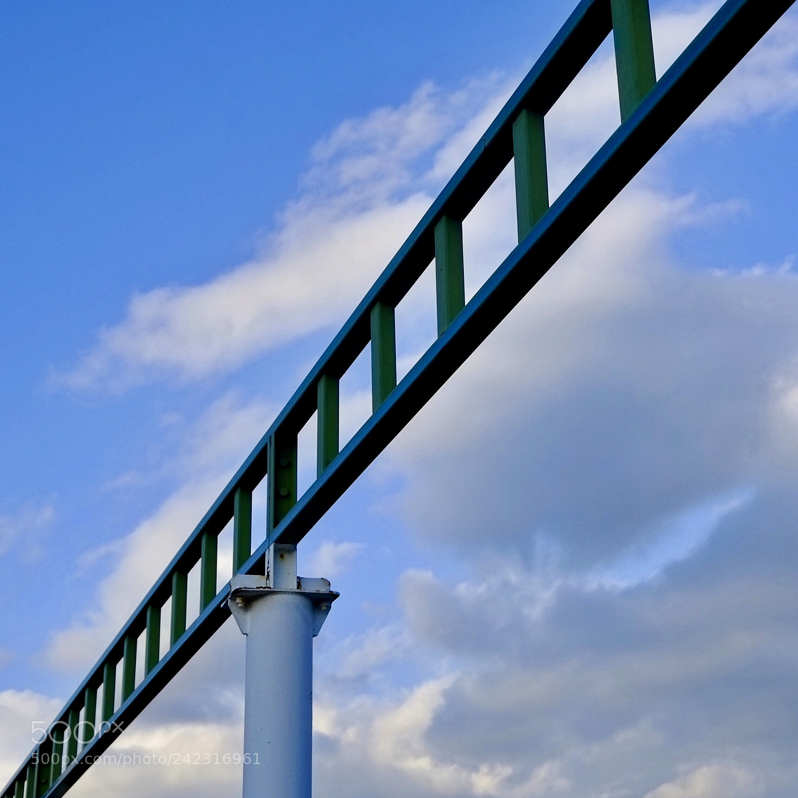 Fujifilm X-Pro1 sample photo. Zoom photography