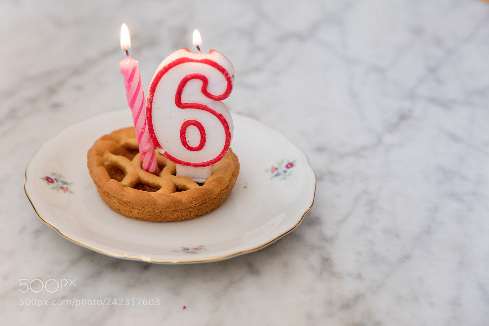 Canon EOS 5DS R sample photo. Birthday cake with candles photography