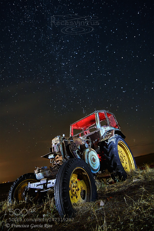 Canon EOS 50D sample photo. The incredible ghost tractor photography