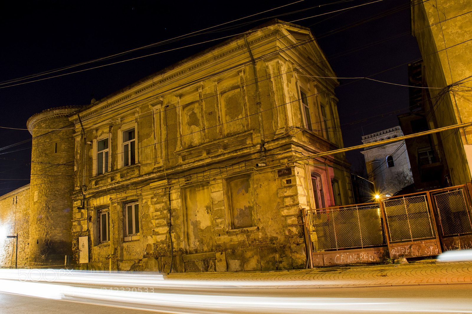 Nikon D7200 sample photo. Old building photography