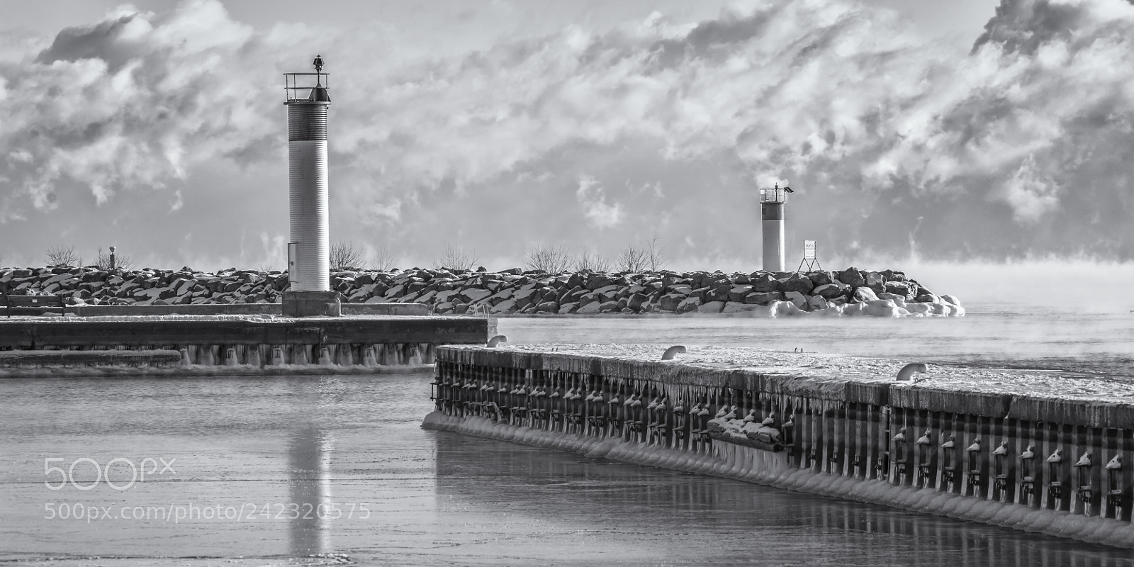 Nikon D810 sample photo. Twin lights bronte harbour photography