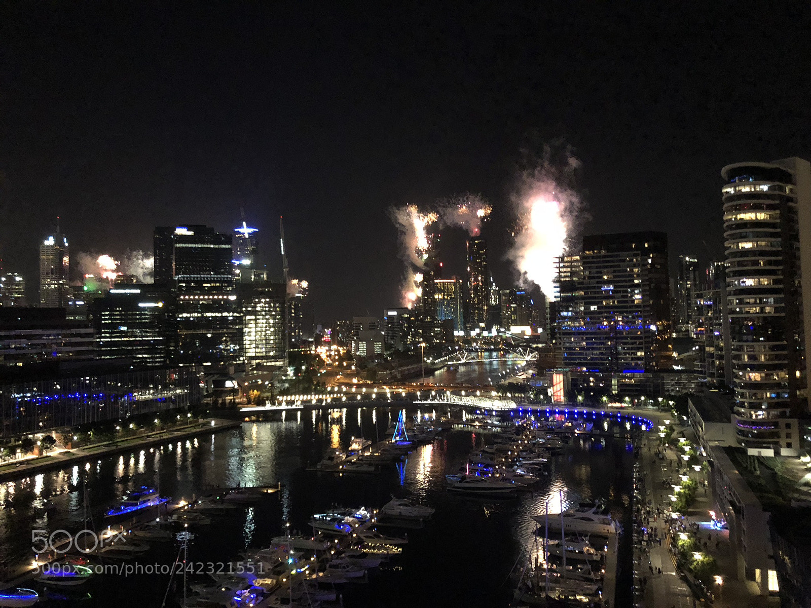 Apple iPhone 8 Plus sample photo. Melbourne new year's eve 2017 photography