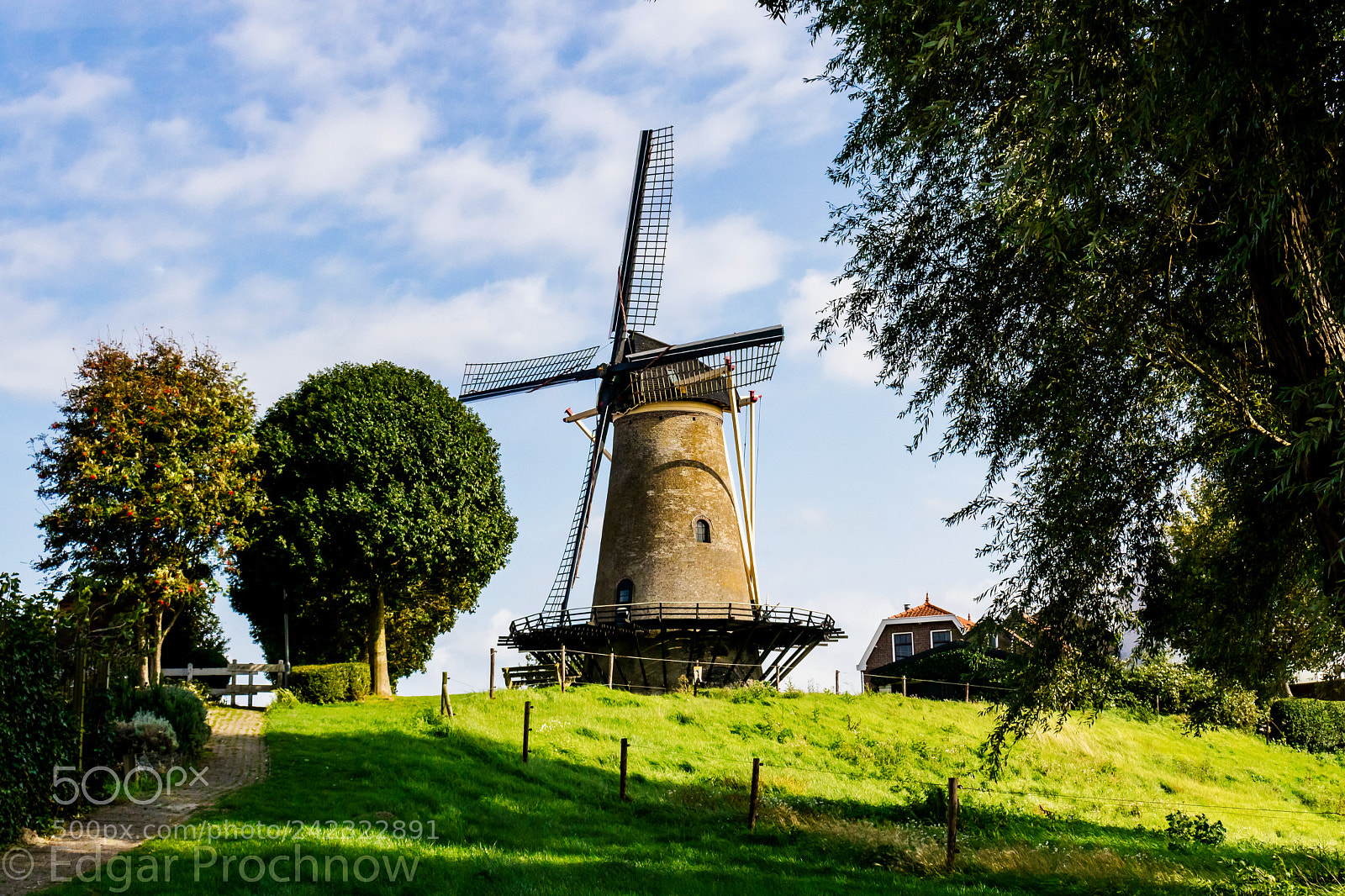 Canon EOS 750D (EOS Rebel T6i / EOS Kiss X8i) sample photo. Windmill zierikzee photography