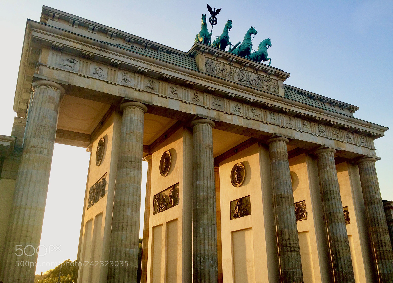 Apple iPhone 5s sample photo. Brandenburg gate by day! photography