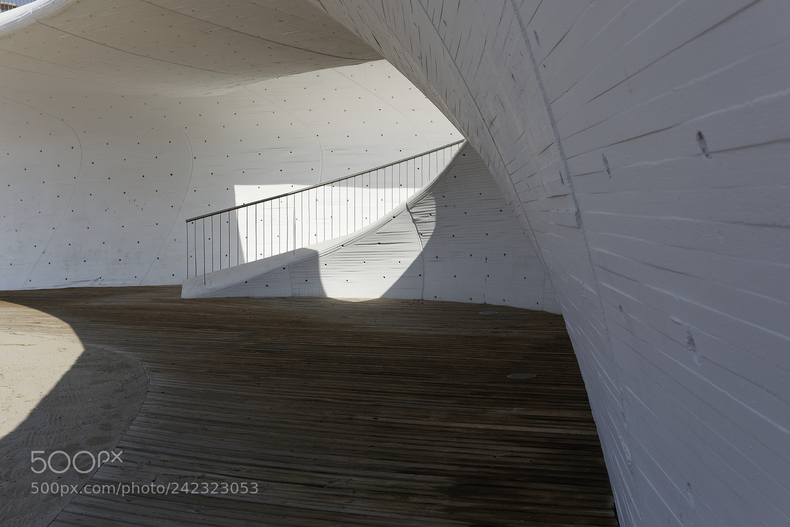 Canon EOS 6D + Canon EF 17-40mm F4L USM sample photo. Benidorm - stairs to photography