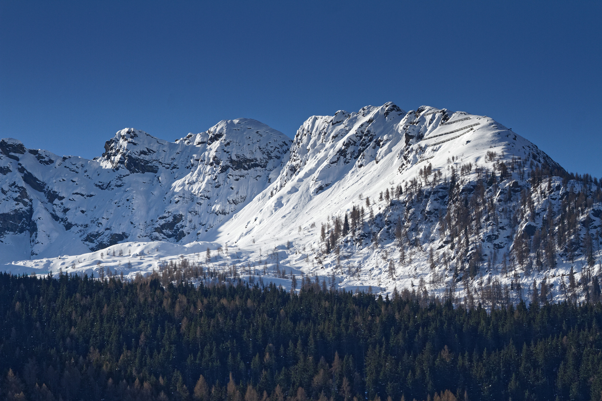Canon EOS 7D + Canon EF 100-400mm F4.5-5.6L IS USM sample photo. Aprica mountains photography