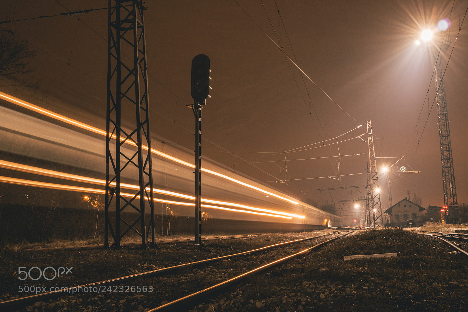Canon EOS 760D (EOS Rebel T6s / EOS 8000D) sample photo. Late night rails photography