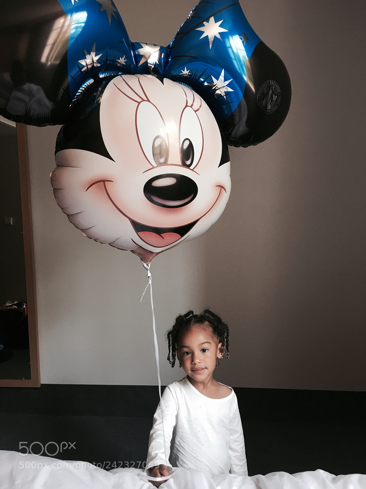 Apple iPhone 6s sample photo. Disneyland paris photography