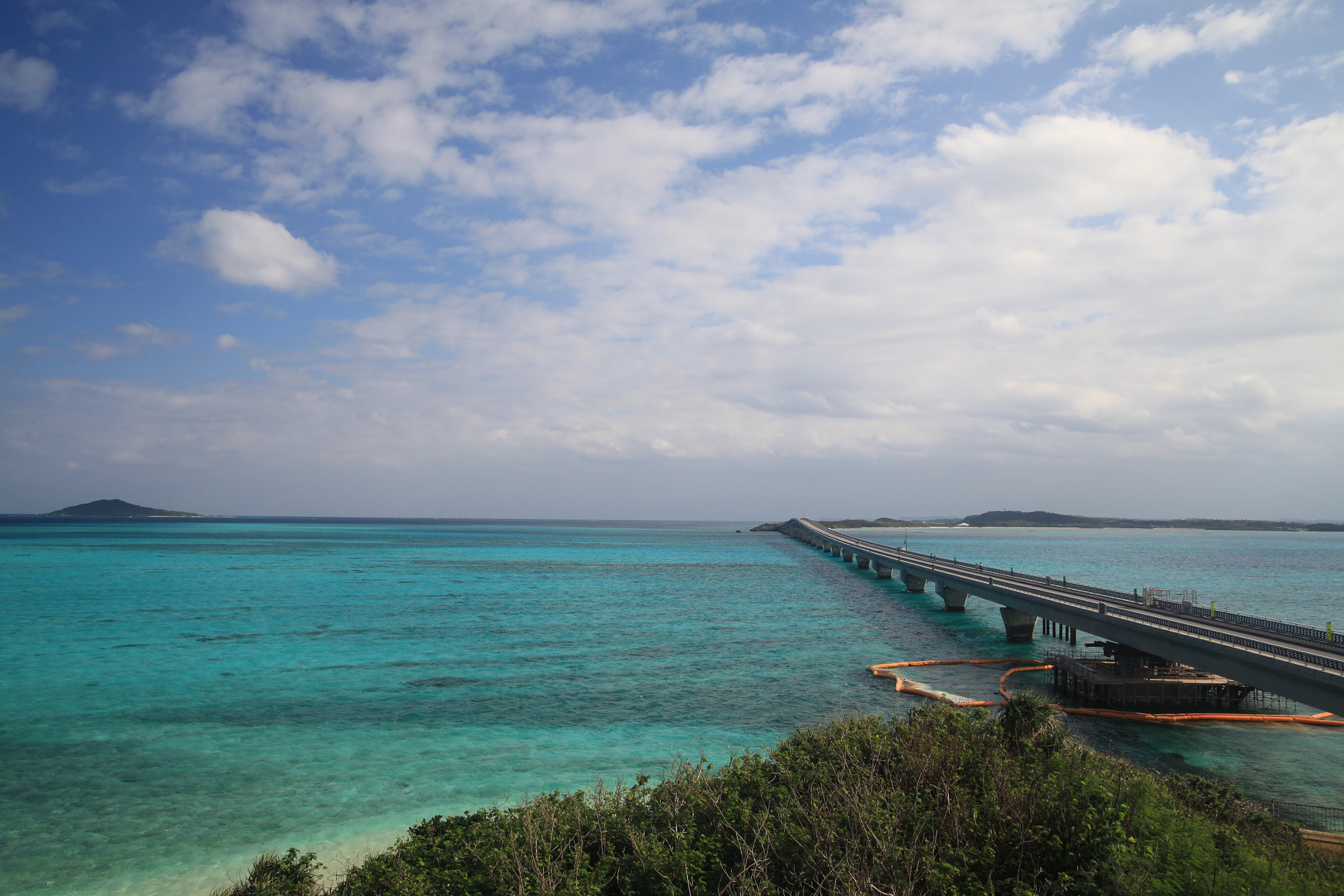 Canon EOS 5D Mark II + Tamron AF 28-75mm F2.8 XR Di LD Aspherical (IF) sample photo. Bridge over the sea photography