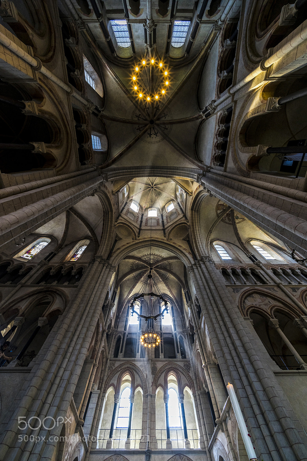 Sony a7 II sample photo. The light comes in photography