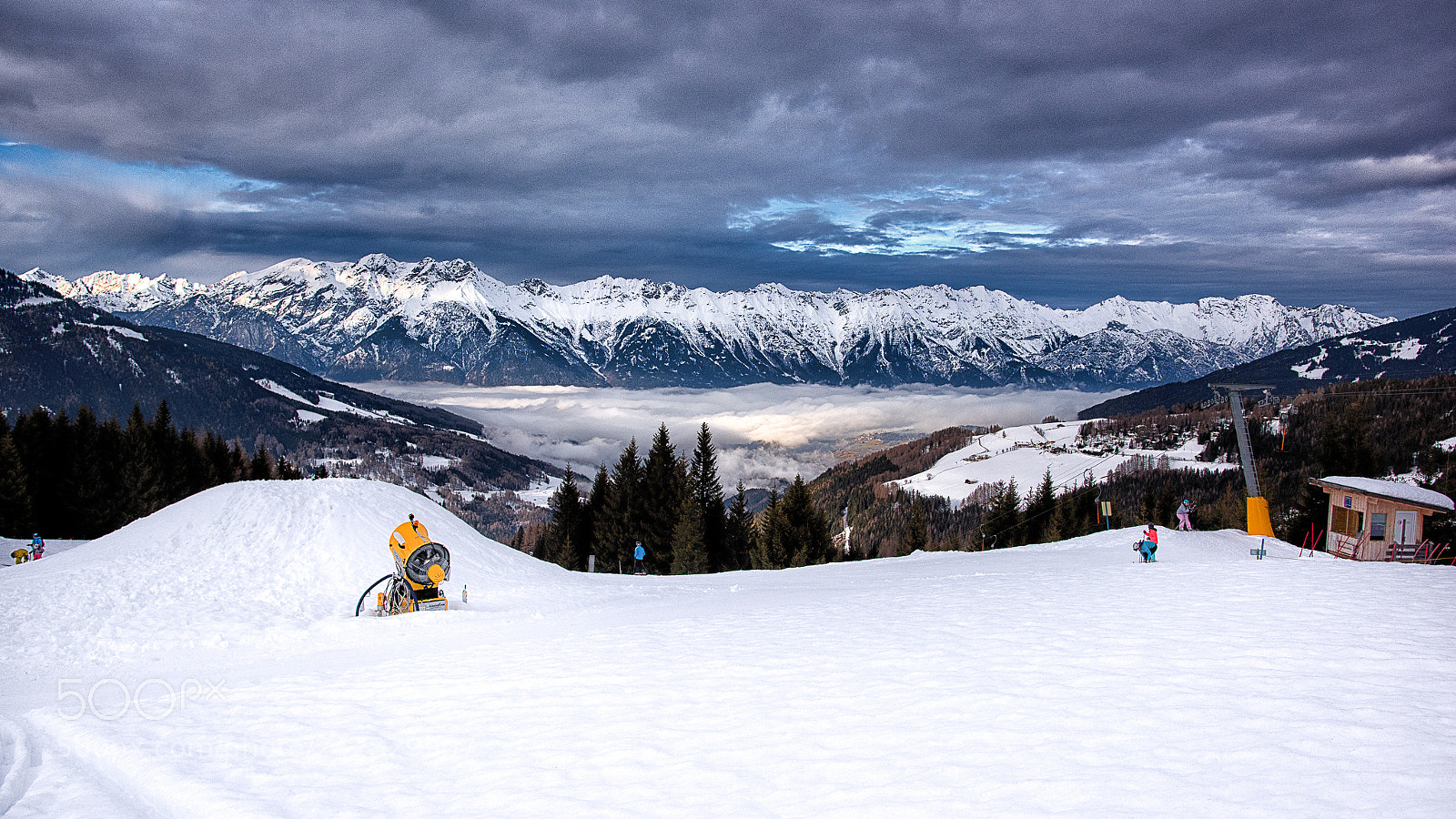 Nikon D810 sample photo. In between clouds photography