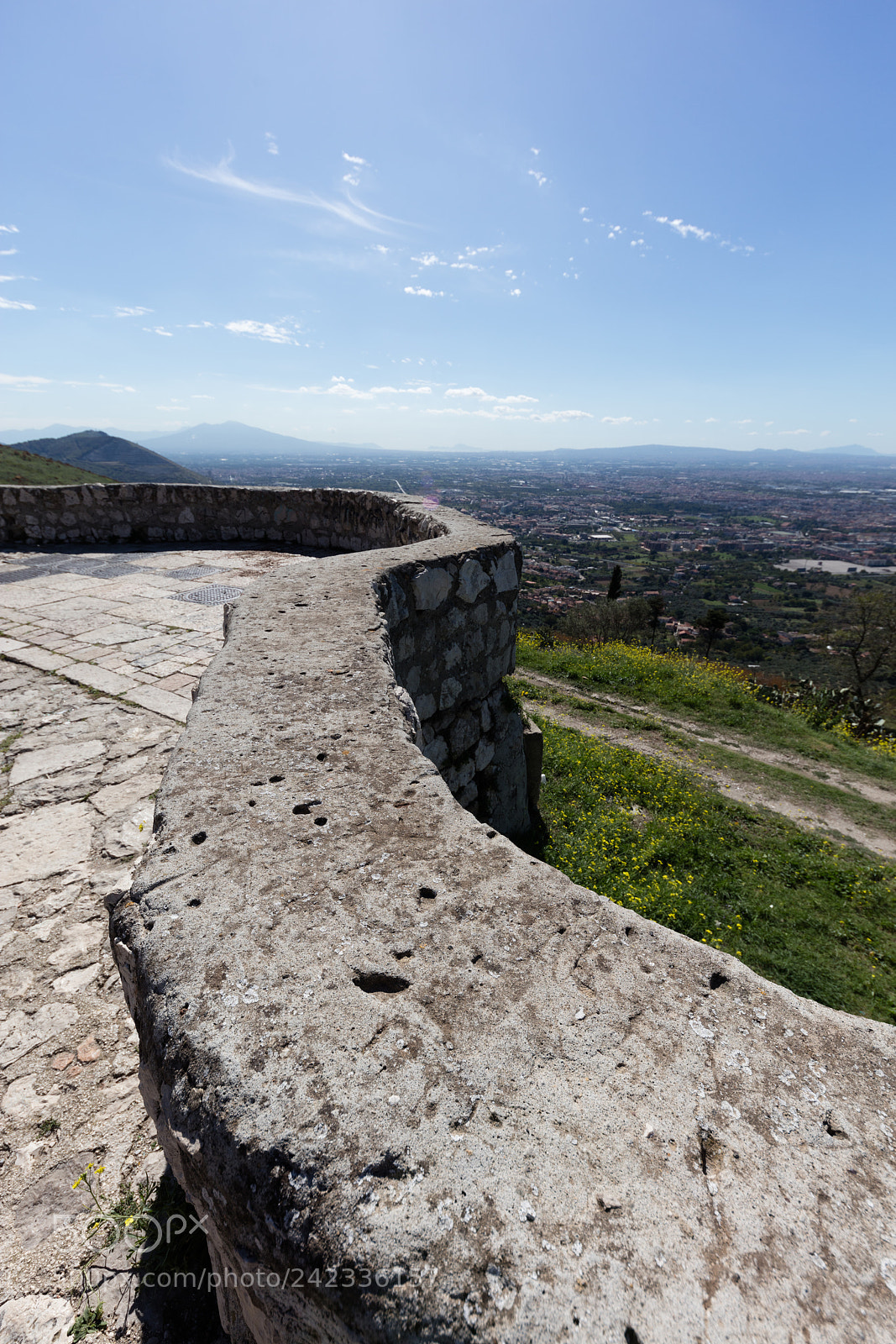 Canon EOS 5DS R sample photo. Viiew of caserta vecchia photography
