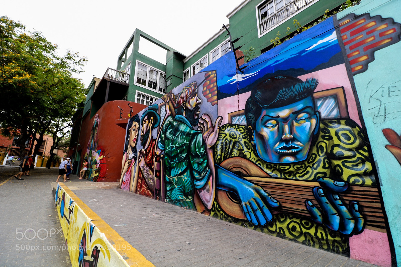 Canon EOS 750D (EOS Rebel T6i / EOS Kiss X8i) sample photo. Arte urbano en barranco photography