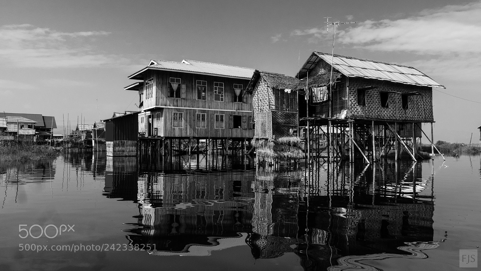 Panasonic Lumix DMC-LX100 sample photo. Lake house photography