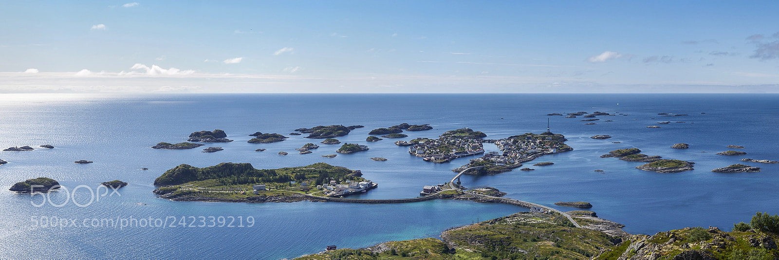 Olympus OM-D E-M10 sample photo. Henningsvær from nipen photography