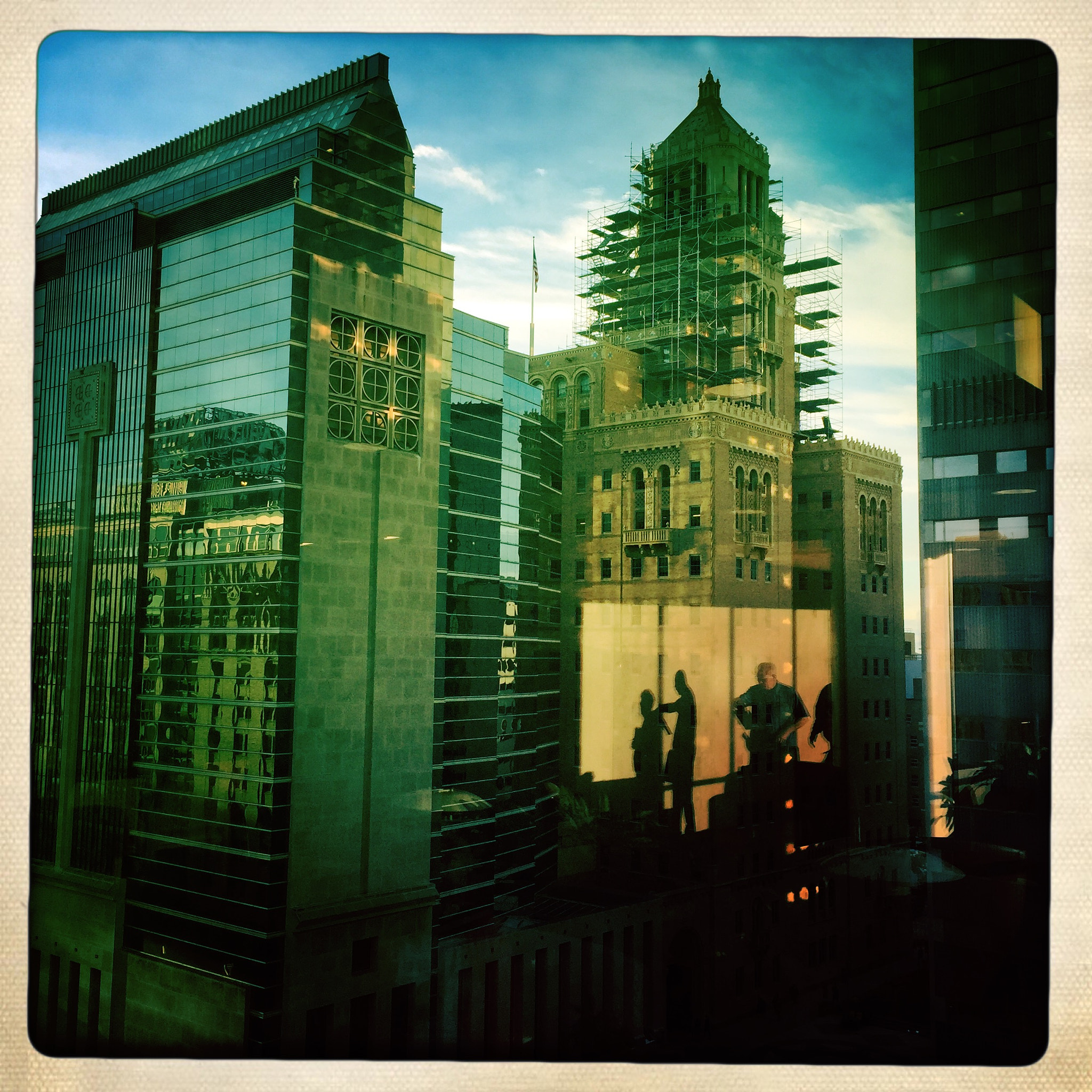 Hipstamatic 339 sample photo. Air on a theme of mayo photography