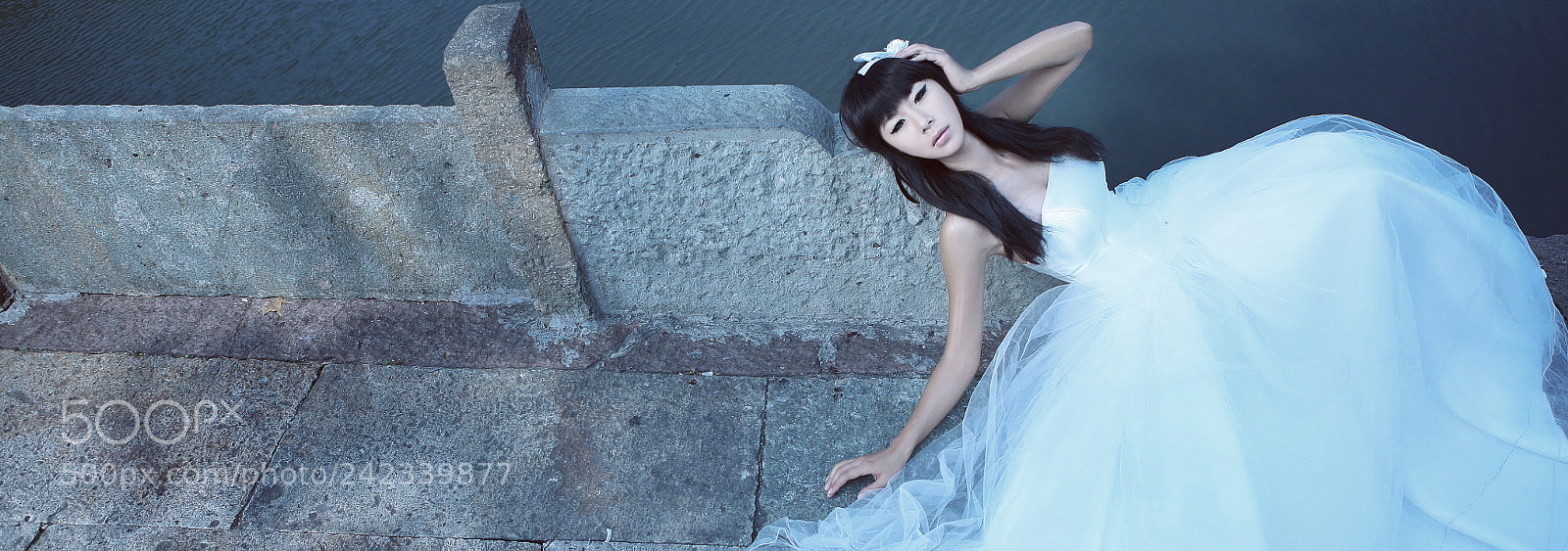 Canon EOS 5D sample photo. I like pure white. photography