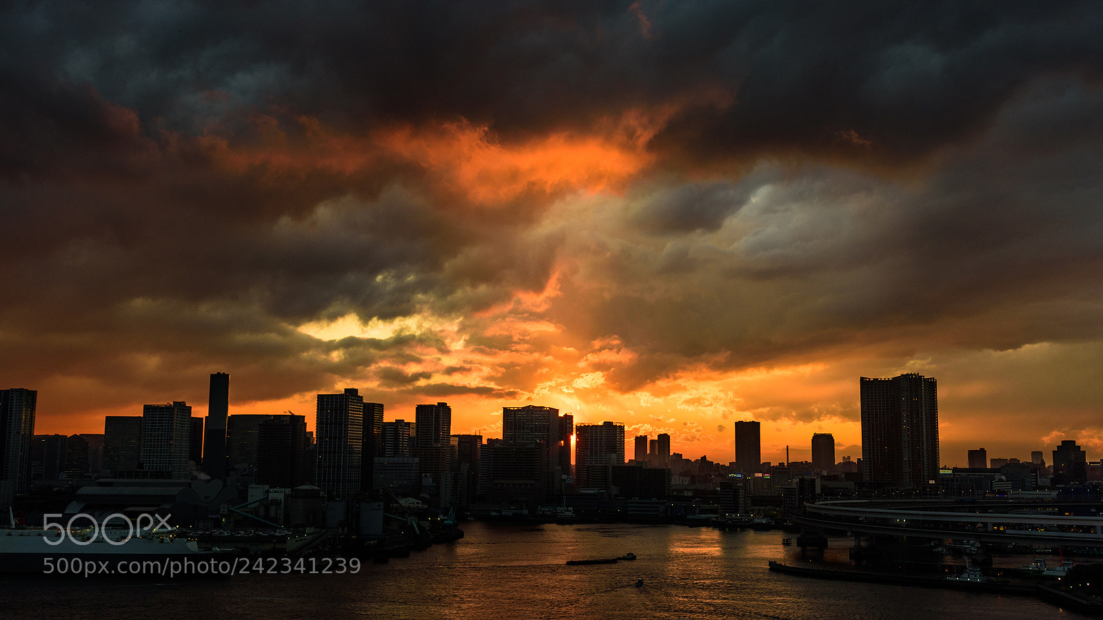 Nikon D810 sample photo. The sky after the photography