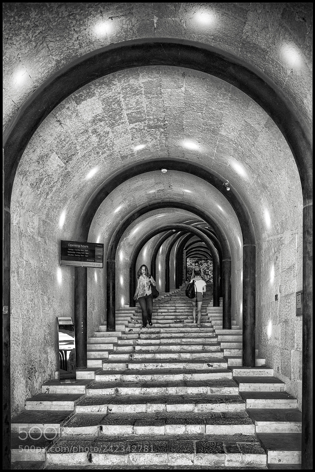 Fujifilm X-T2 sample photo. Visitors of the tunnel..... photography