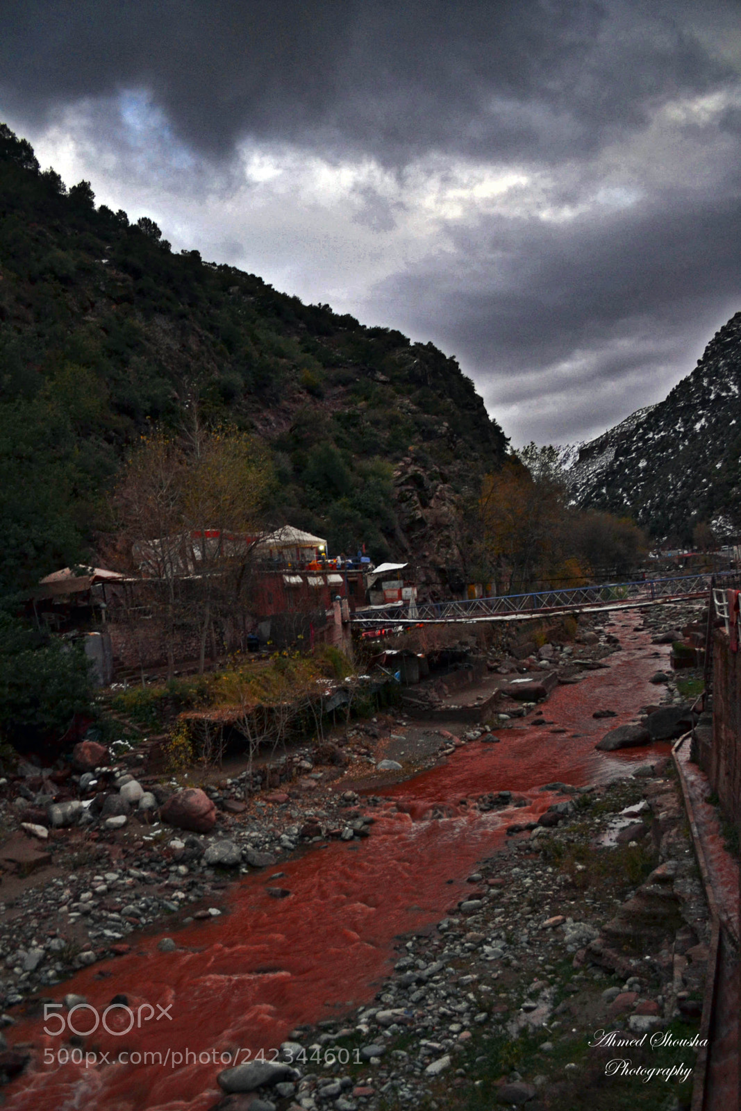 Nikon D3100 sample photo. The red river hdr photography