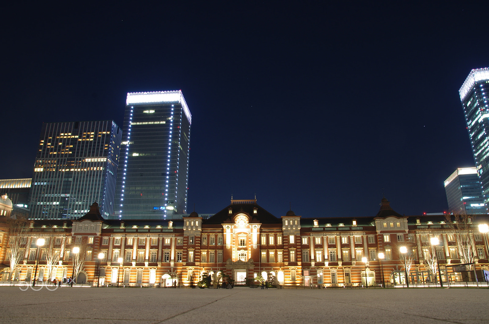 Pentax K-x sample photo. Tokyo station 東京駅 photography