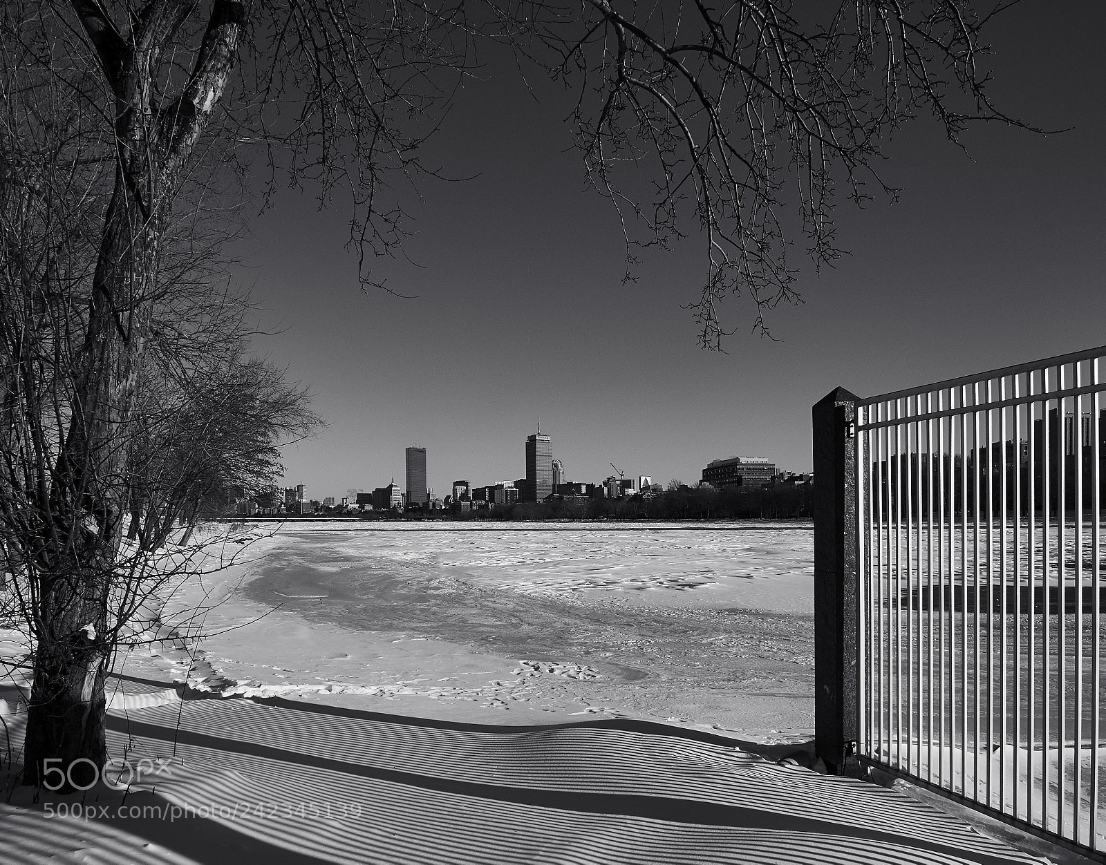 Panasonic Lumix DMC-G85 (Lumix DMC-G80) sample photo. Riverside 1 (b/w) photography