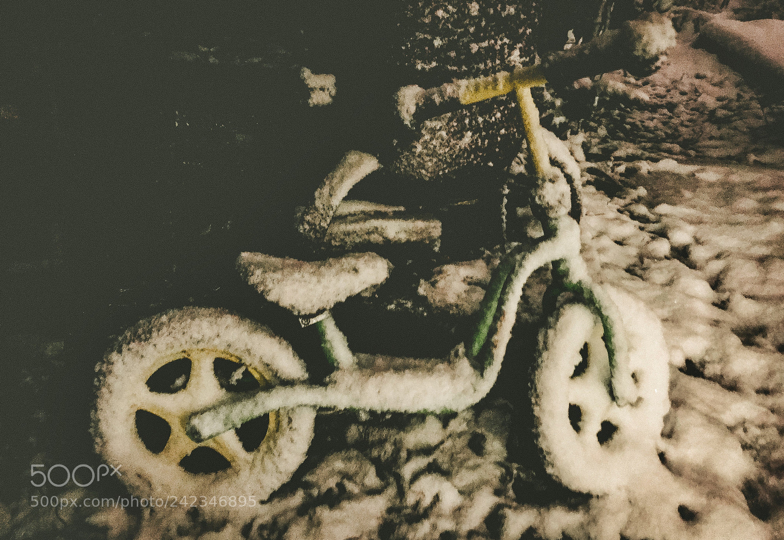 Apple iPhone 7 sample photo. Snow on bikes in photography