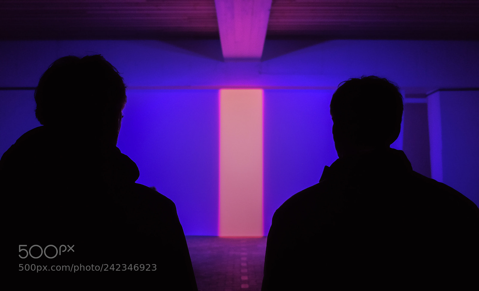 Fujifilm X-T20 sample photo. Silhouettes of audience sitting photography