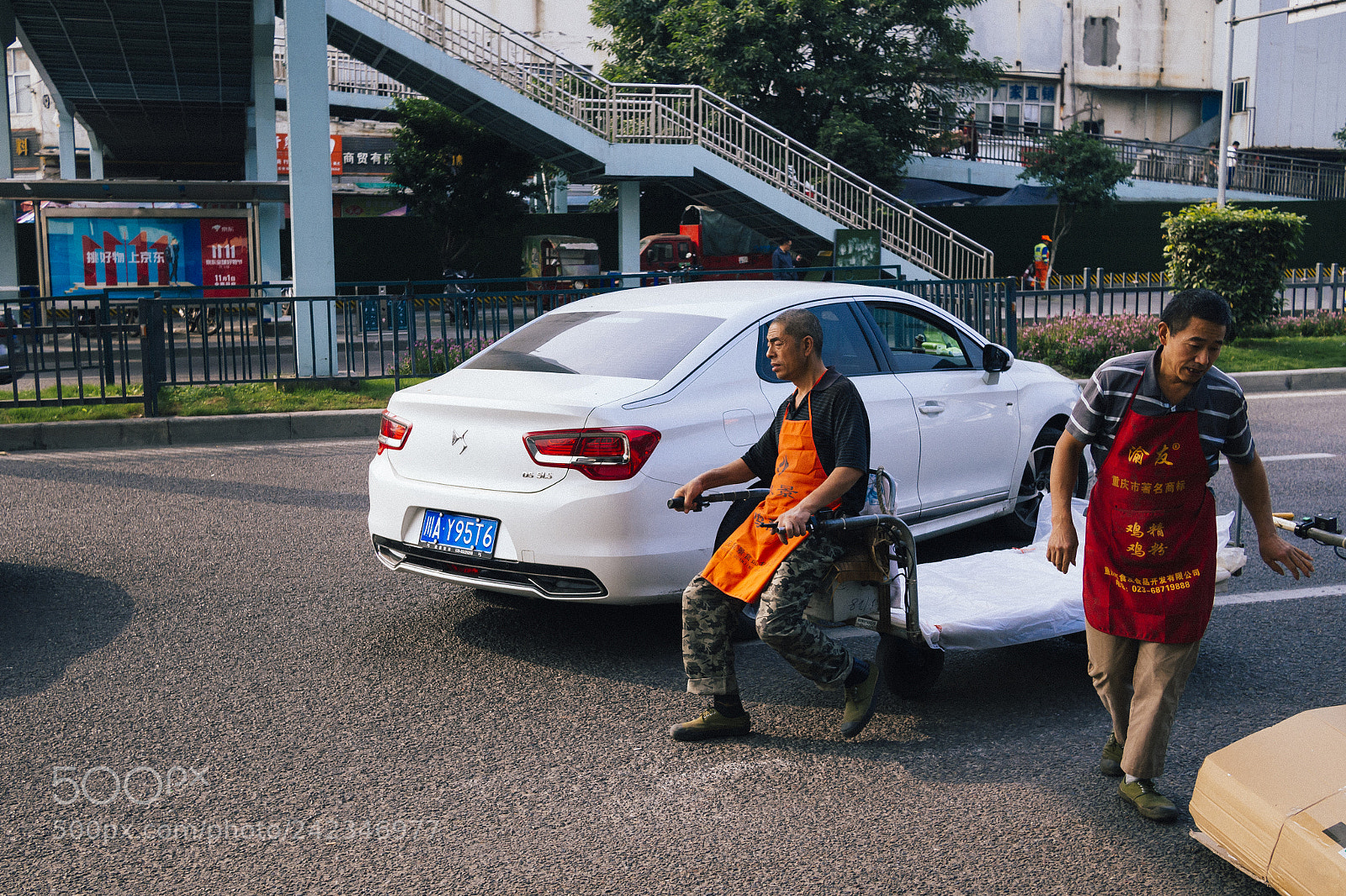 Olympus PEN E-PL5 sample photo. Street snap photography
