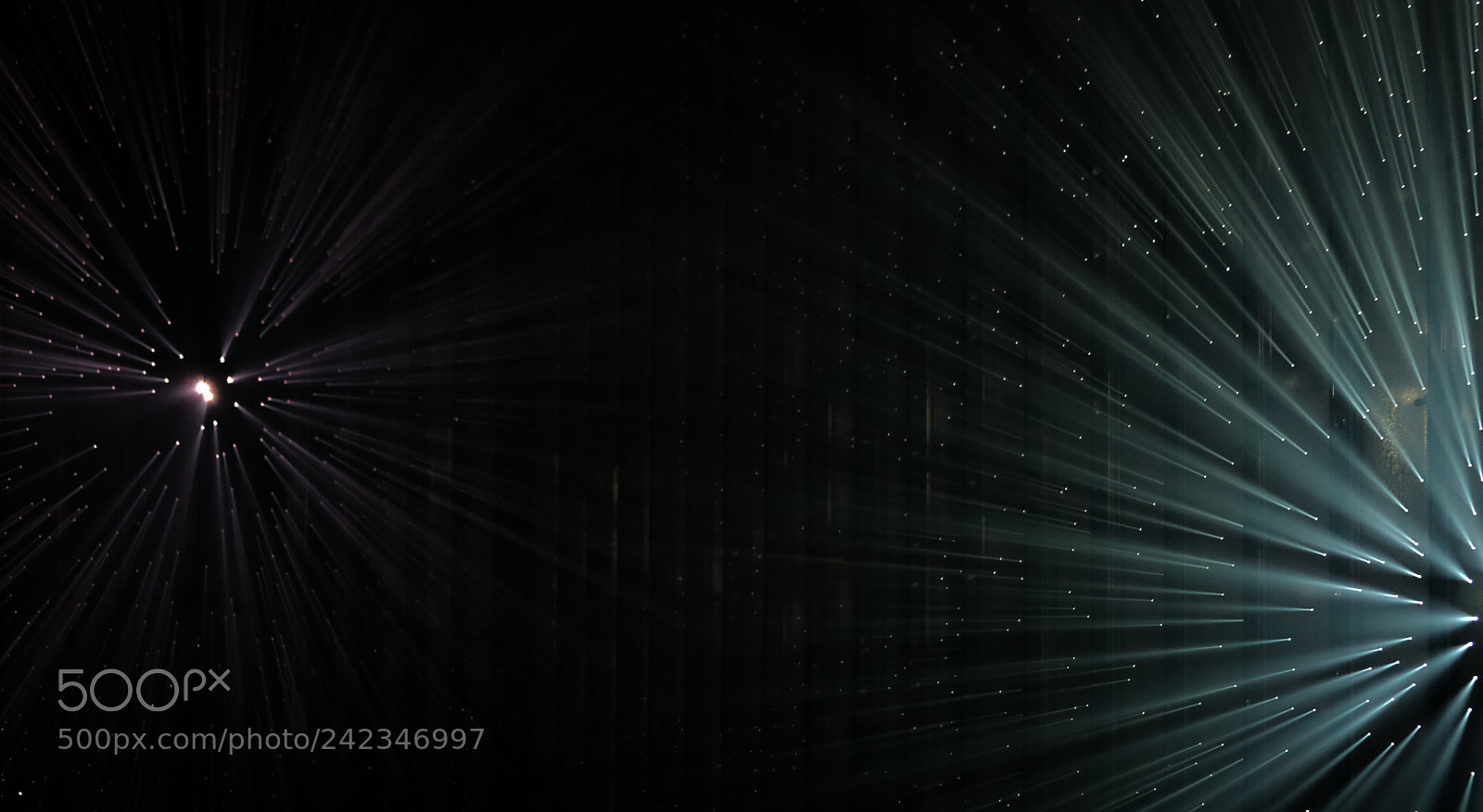 Fujifilm X-T20 sample photo. Light rays through small photography