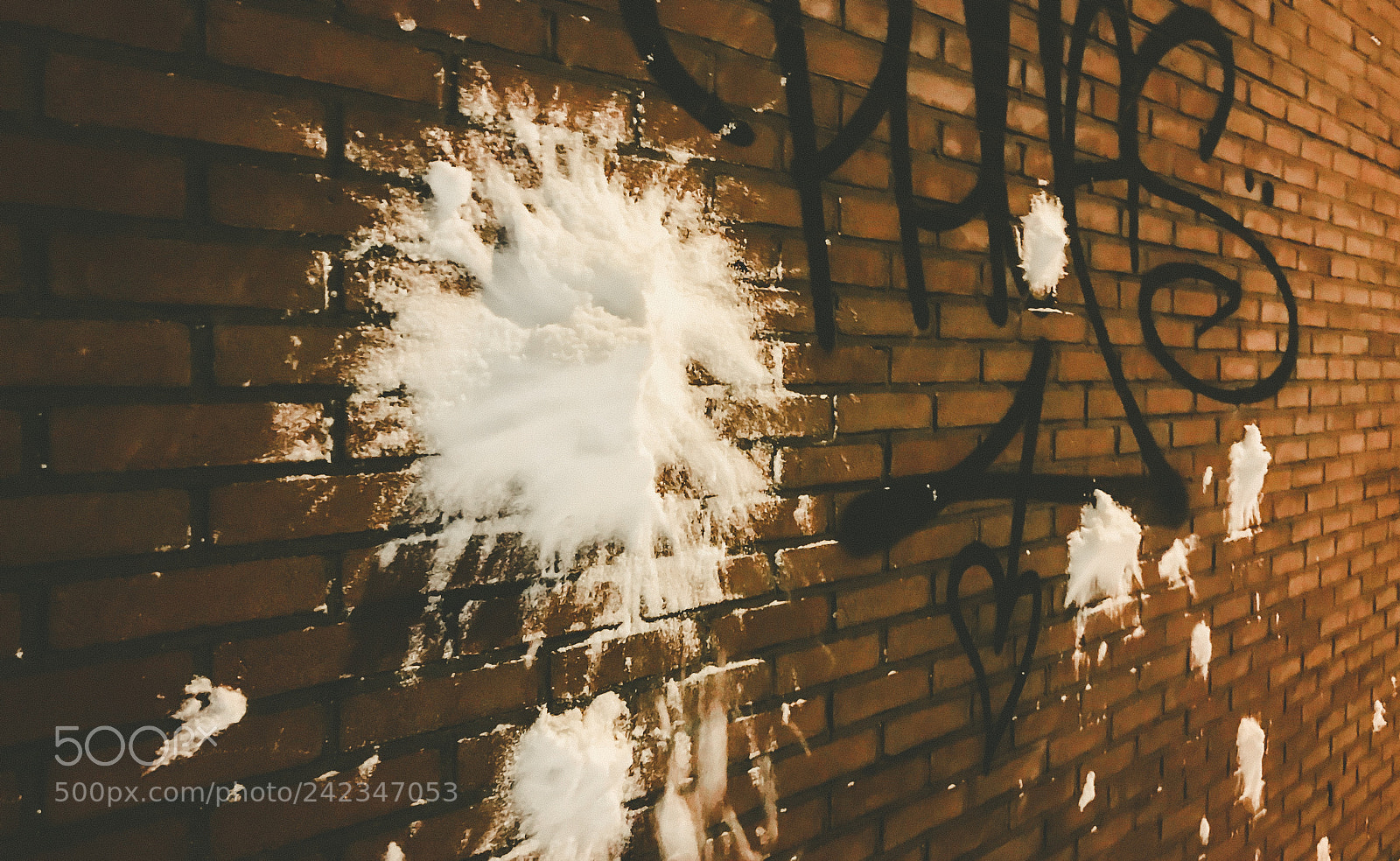 Apple iPhone 7 sample photo. Snowball hitting a brick photography