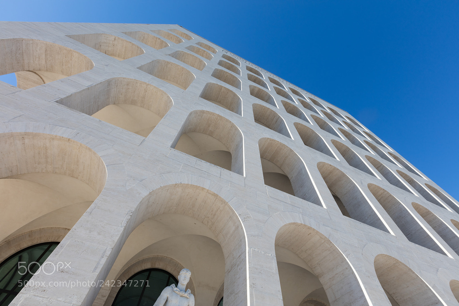 Canon EOS 5DS R sample photo. Squared colosseum,rome photography