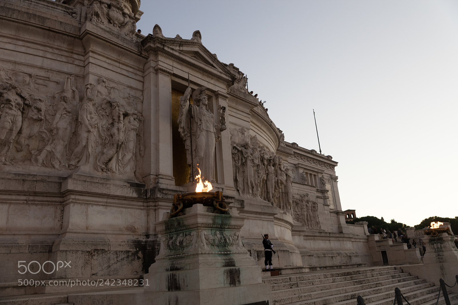 Canon EOS 5DS R sample photo. The vittoriale in piazza photography