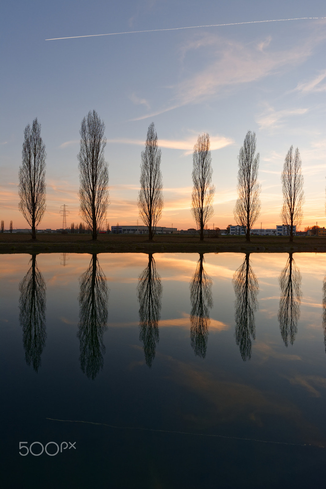 Nikon AF-S Nikkor 14-24mm F2.8G ED sample photo. Vapour trail photography