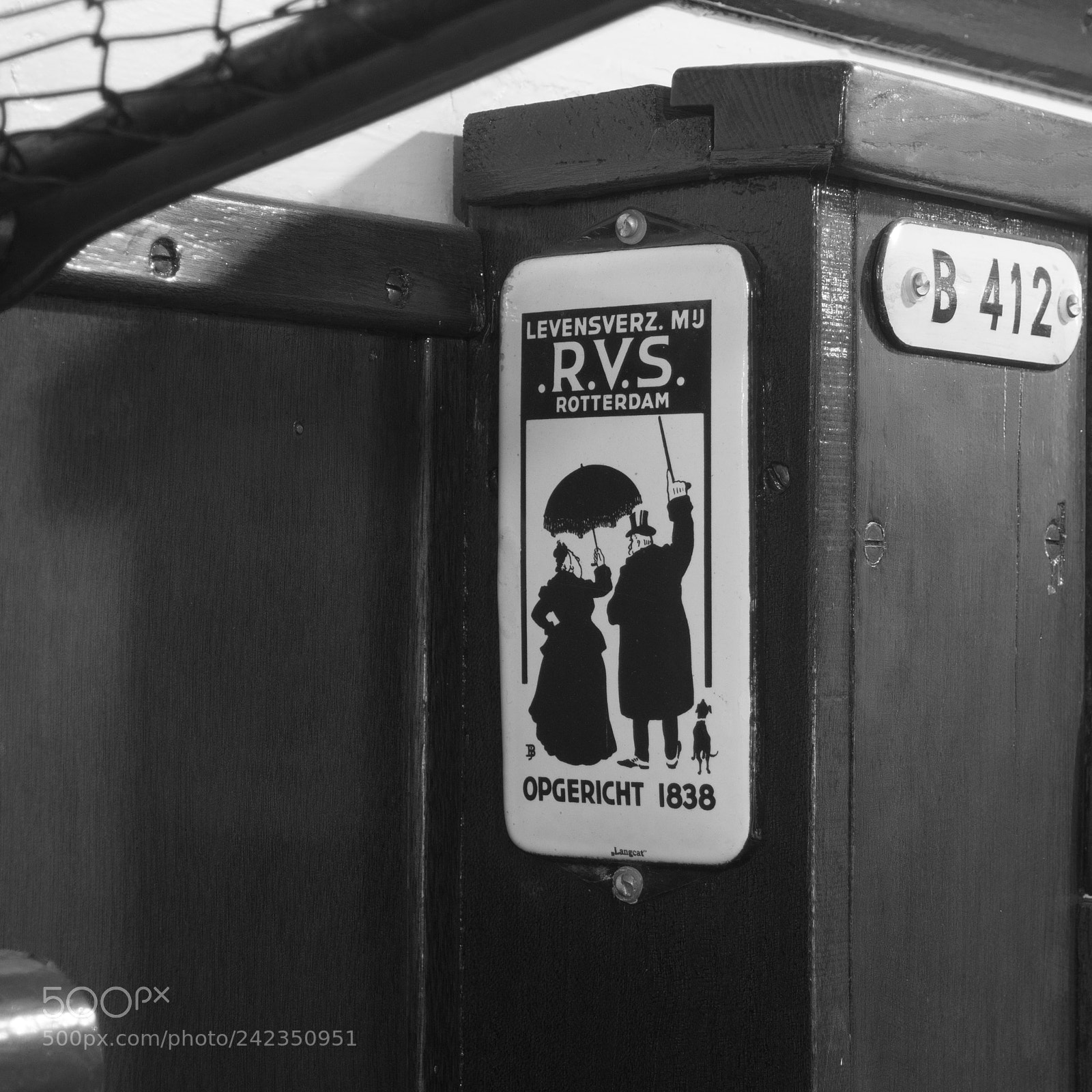 Olympus PEN E-PL8 sample photo. Tram advertorial photography