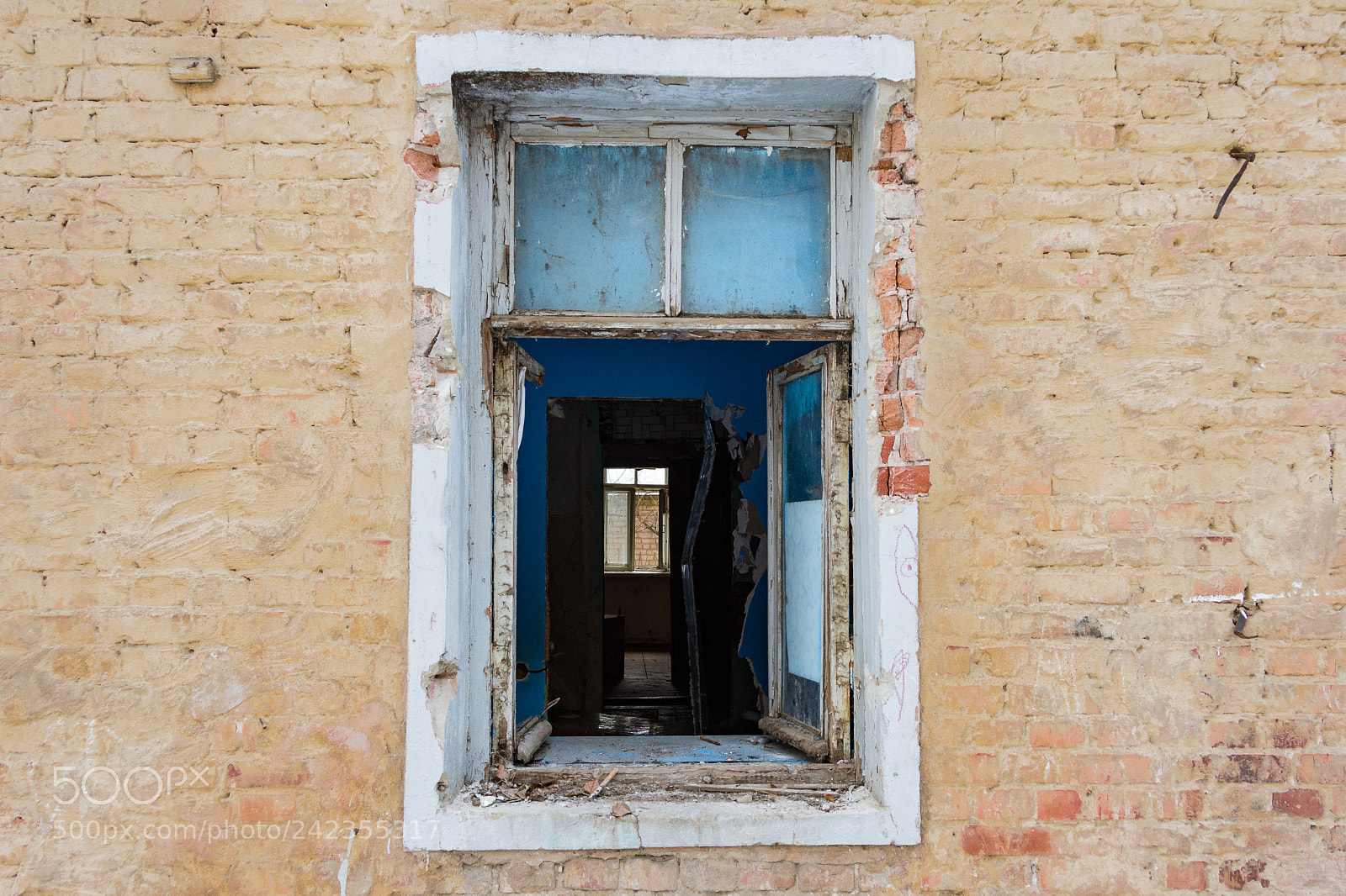 Nikon D7200 sample photo. Window in the past photography