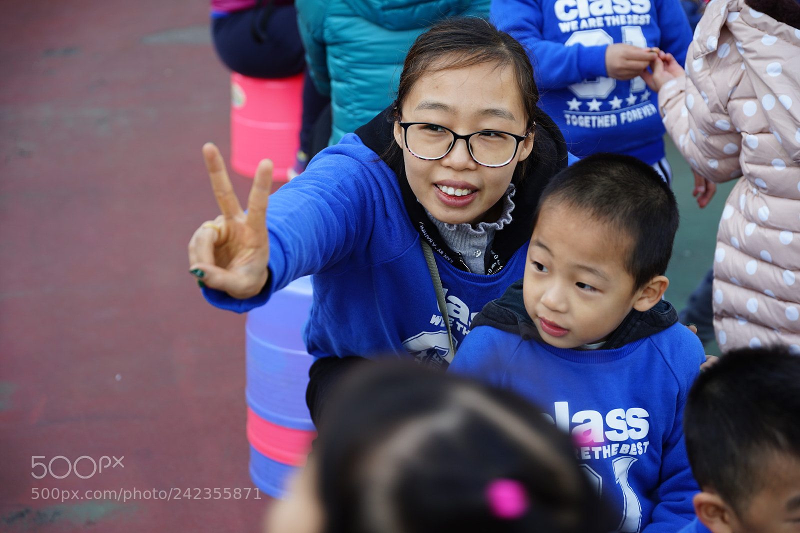 Sony a7 II sample photo. Family fun games photography