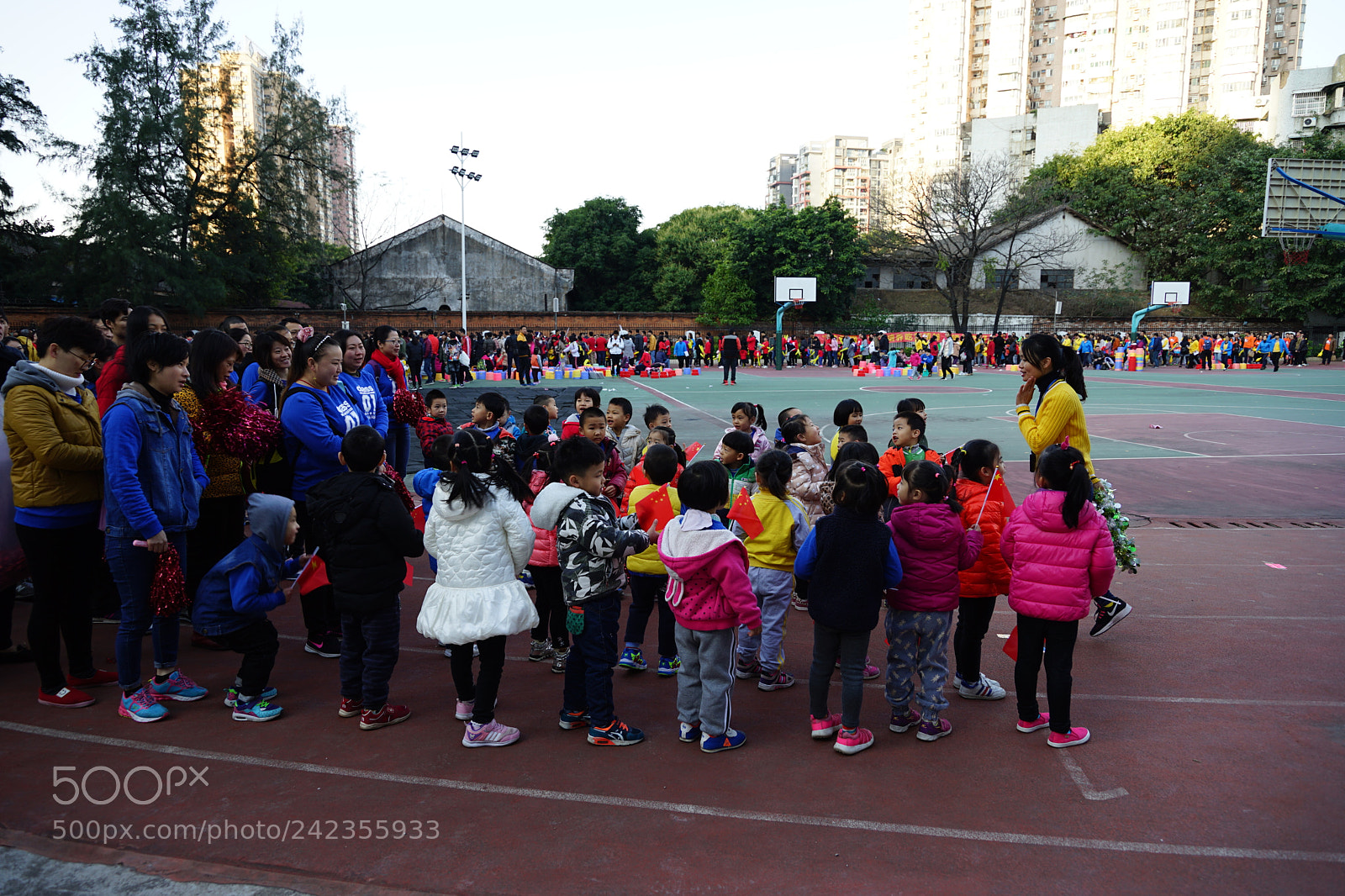 Sony a7 II sample photo. Family fun games photography