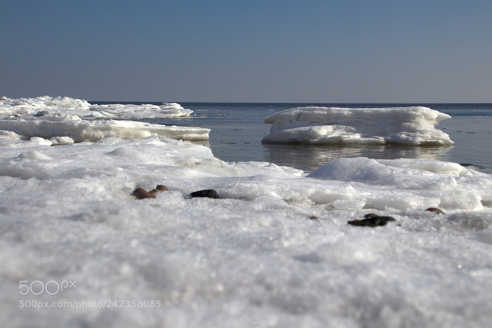 Canon EOS M5 sample photo. Icy coast photography