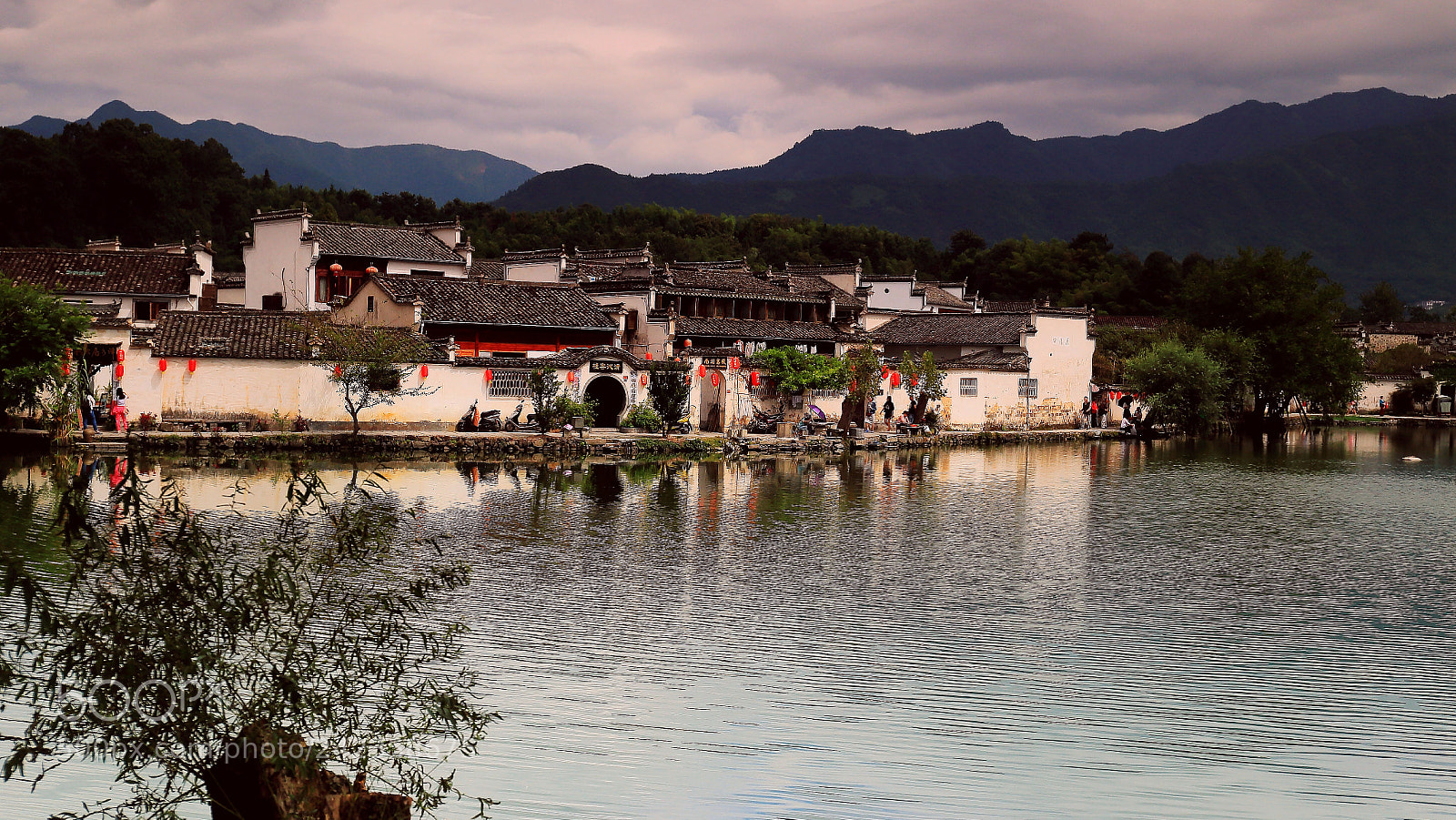 Canon EF 24-70mm F4L IS USM sample photo. 宏村 photography
