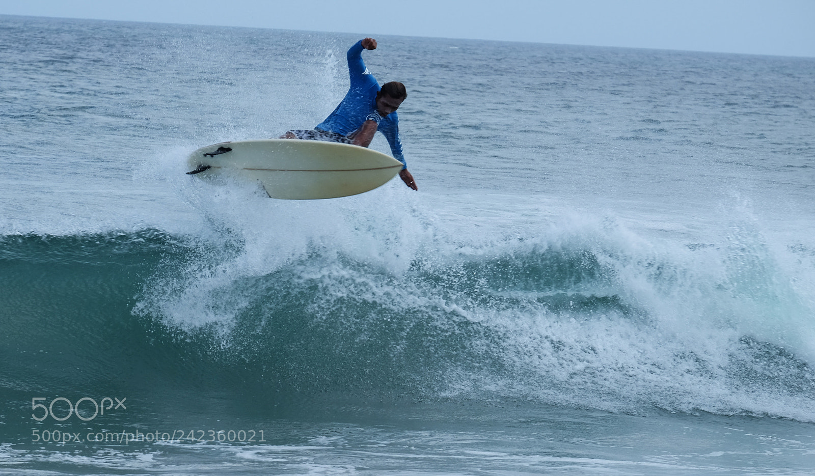 Fujifilm X-T10 sample photo. Surfing in bali photography