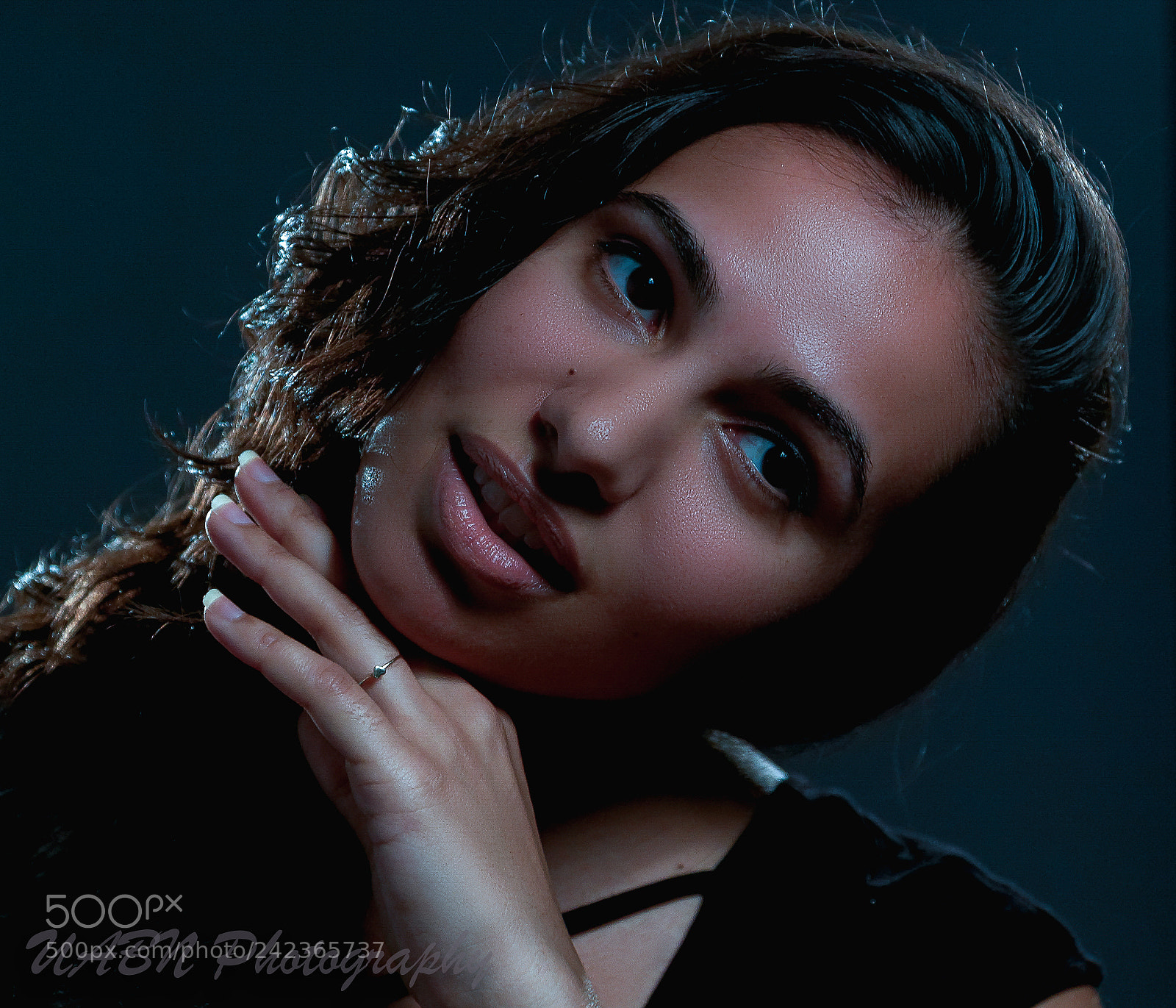 Canon EOS-1D X sample photo. Precious gaze photography